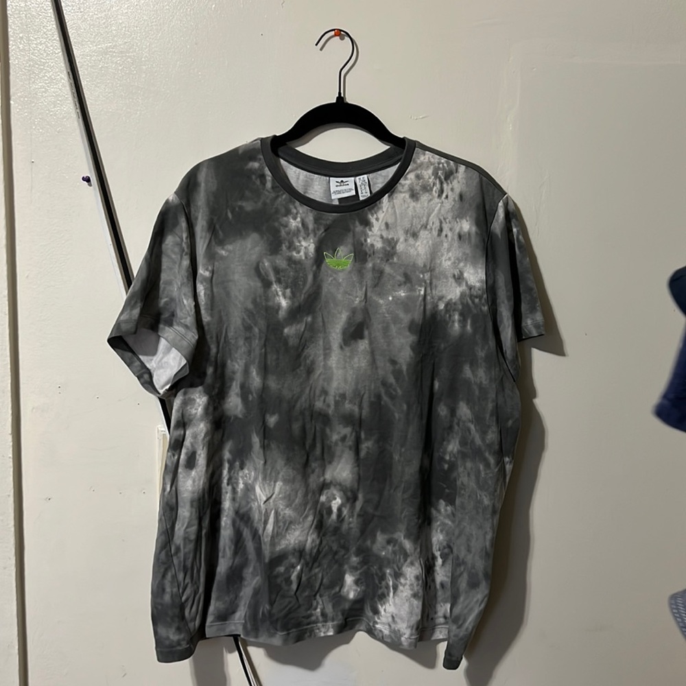 Adidas Acid Wash XL T-Shirt